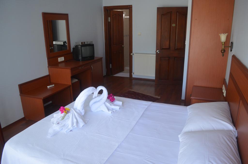 Silva Hotel Ayvalik Luaran gambar