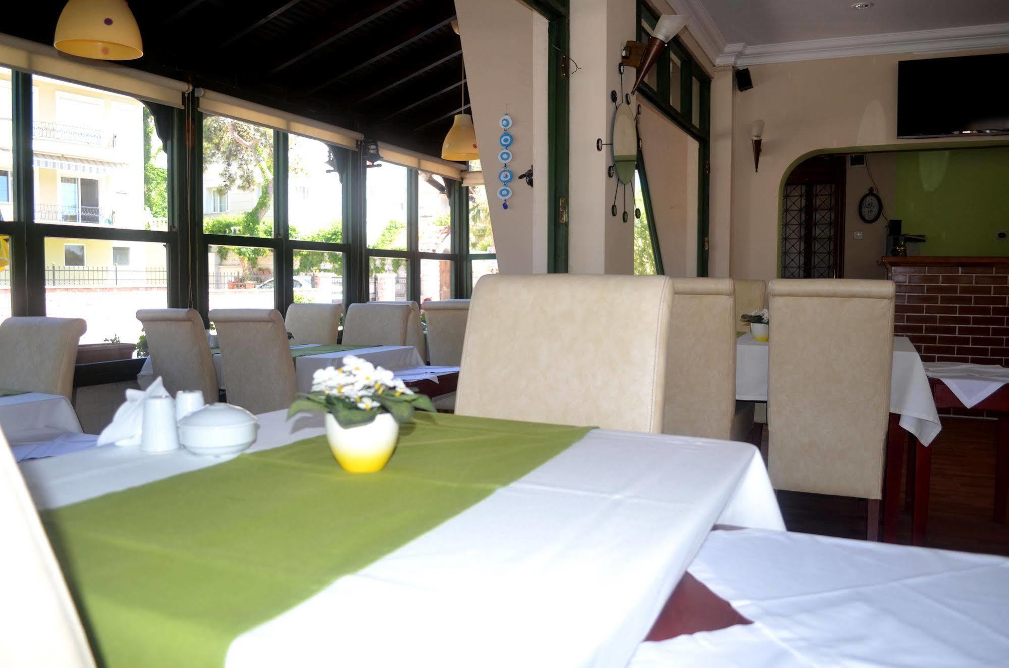 Silva Hotel Ayvalik Luaran gambar