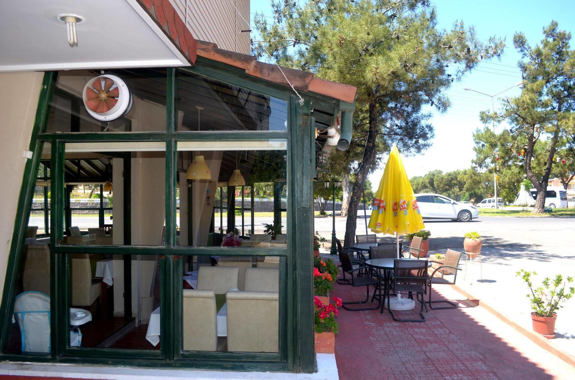 Silva Hotel Ayvalik Luaran gambar
