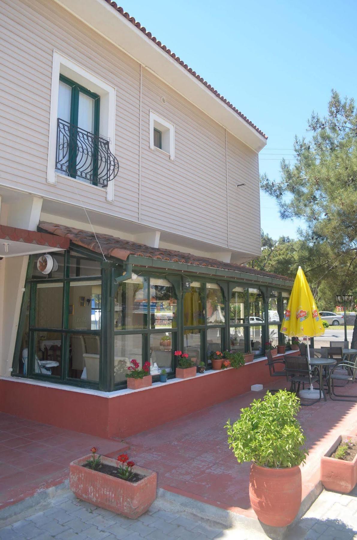Silva Hotel Ayvalik Luaran gambar